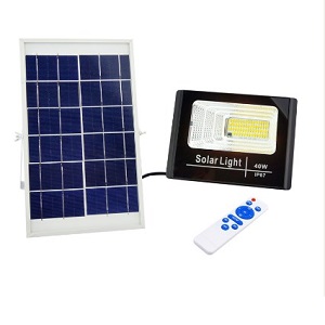 Kit Foco Solar 62 LED 40W Luz Calida